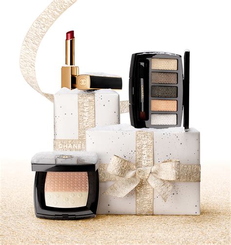 chanel 2022 gift sets.